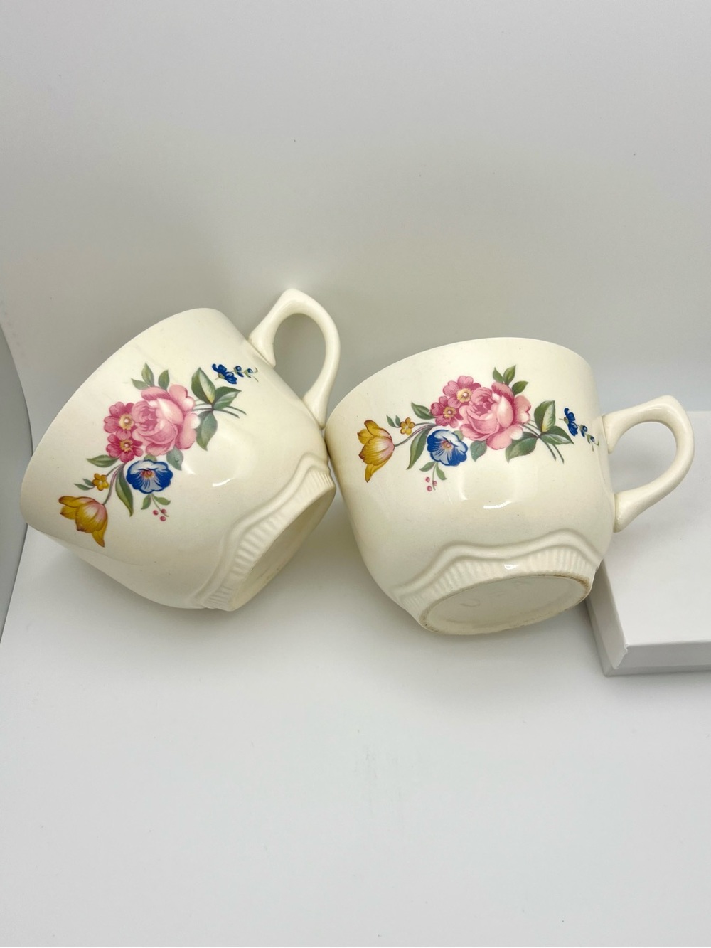 Vintage SET OF 2 Scio Pottery Co. USA “Hazel” Pink Rose Tea/Coffee Cups